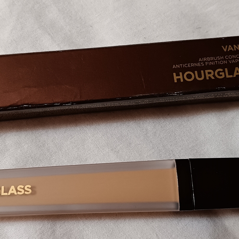 Hourglass Airbrush Concealer "Dune"